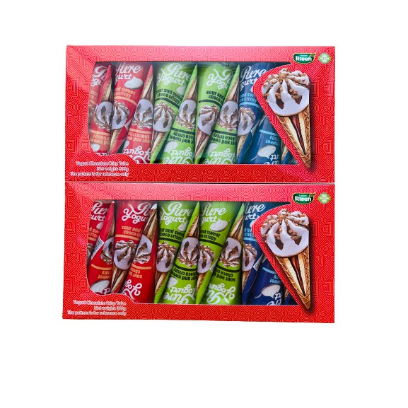 Hộp 12 cây Bánh Ốc Quế Nhân Socola Hiệu Risen