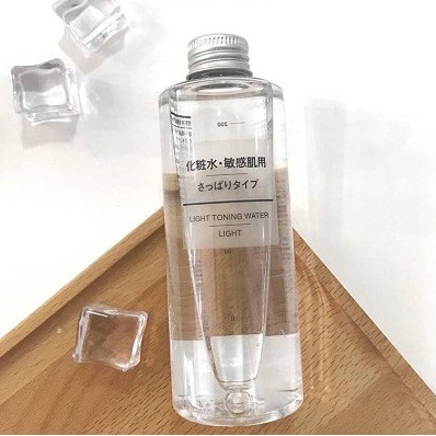Nước Hoa Hồng MUJI LIGHT TONING WATER 200ml