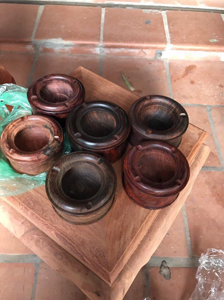 gạt tàn gỗ hương