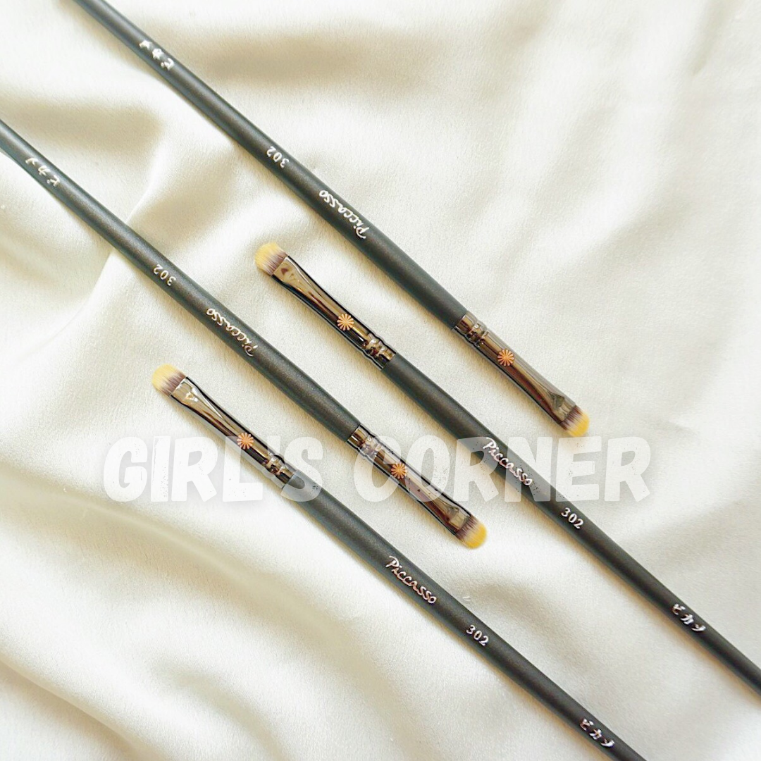 [HCM]Cọ mí dưới - liner Piccasso 302
