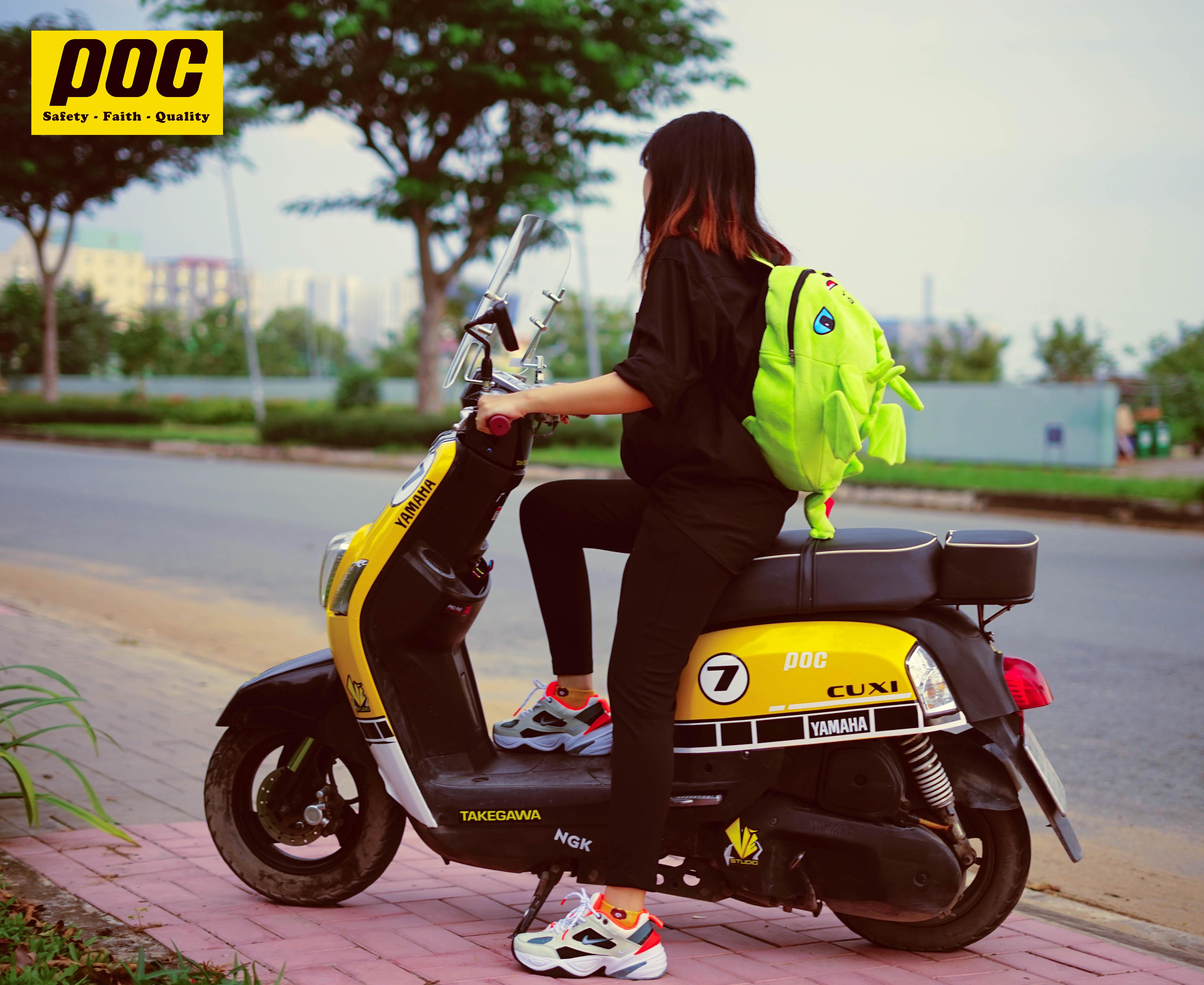 balo rồng, khủng long siêu bạo chúa màu đỏ