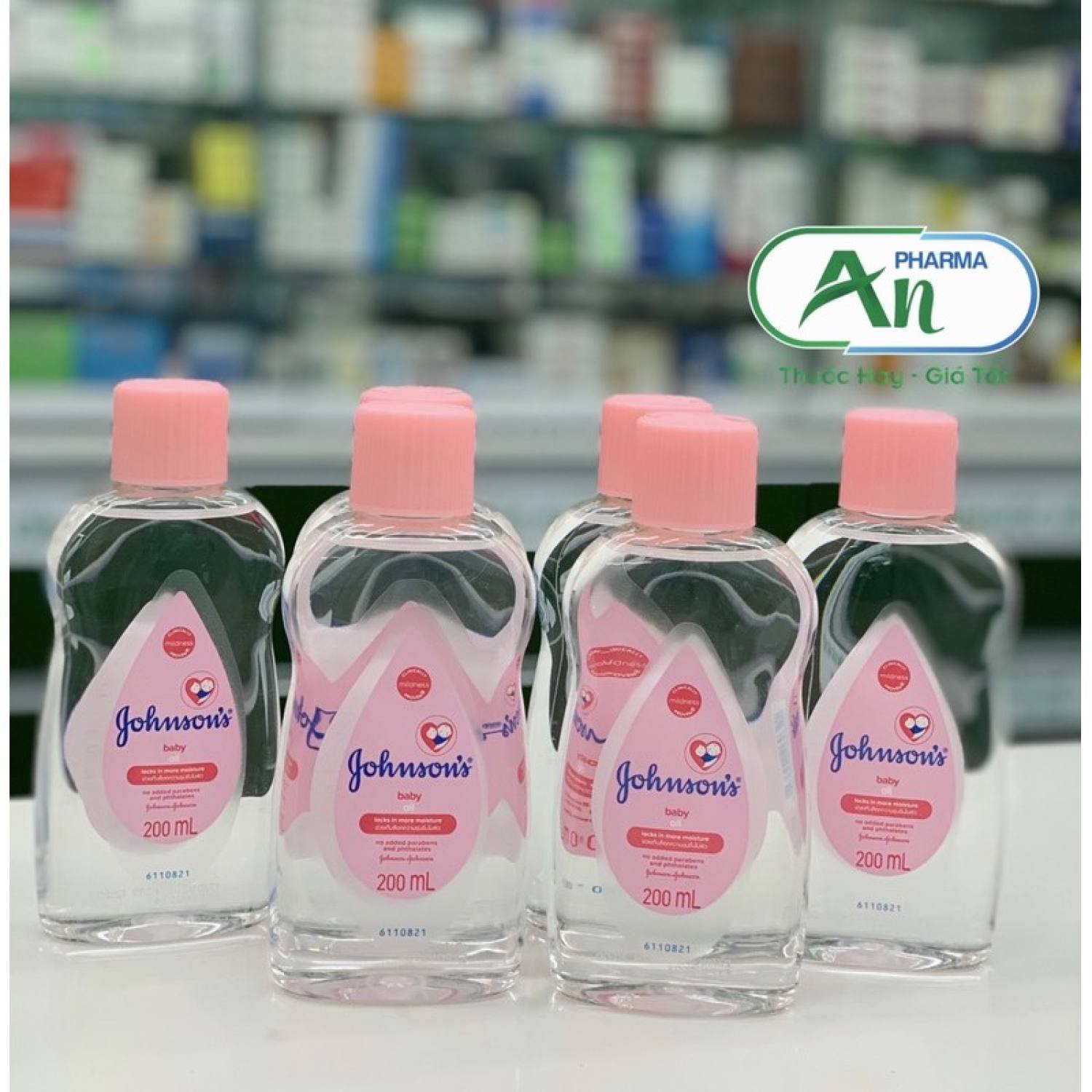 Dầu mɑssage và dưỡng ẩm Johnson’s Baby 200ml