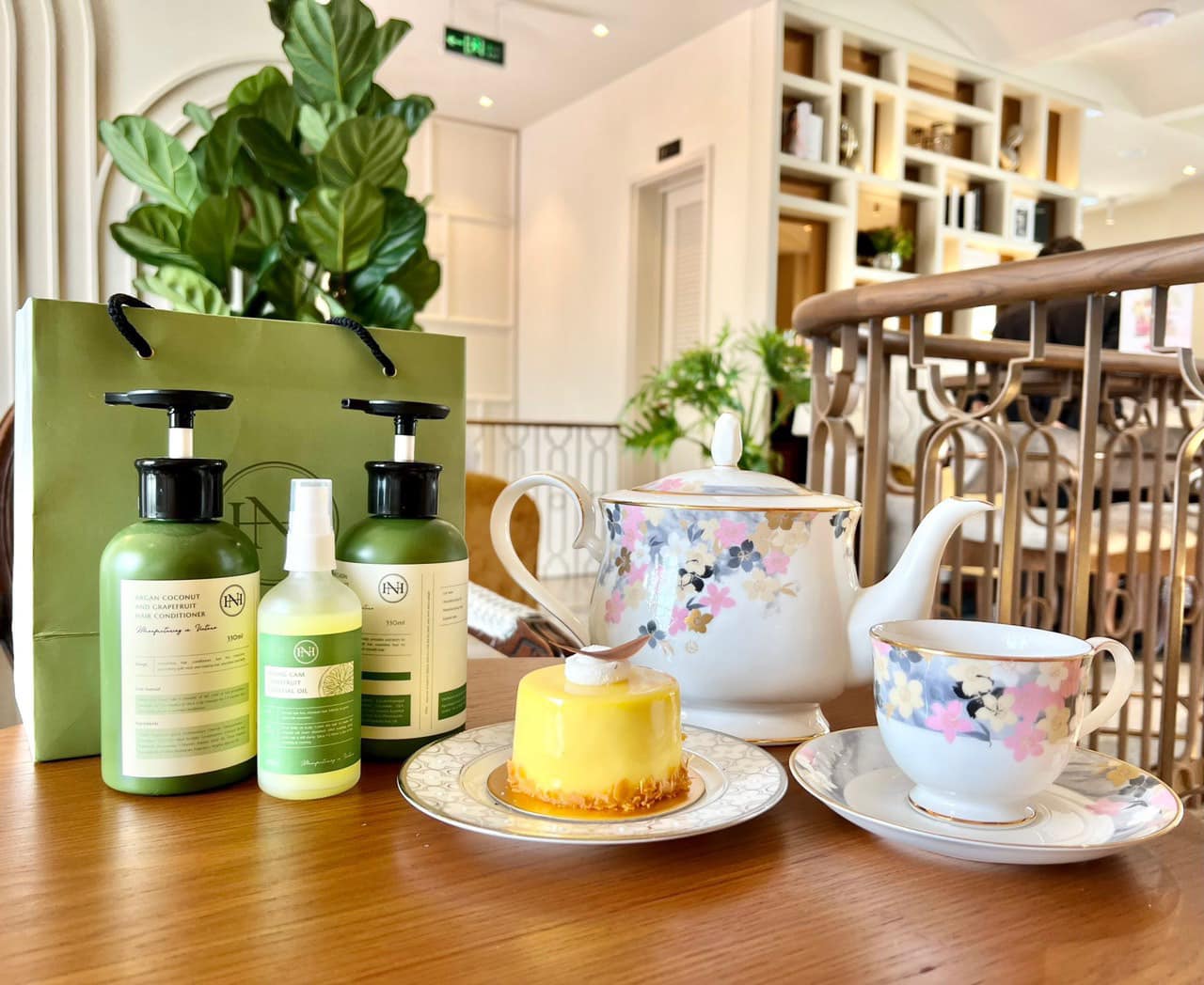 COMBO DẦU GỘI BƯỞI+TINH DẦU BƯỞI NGA HOÀNG