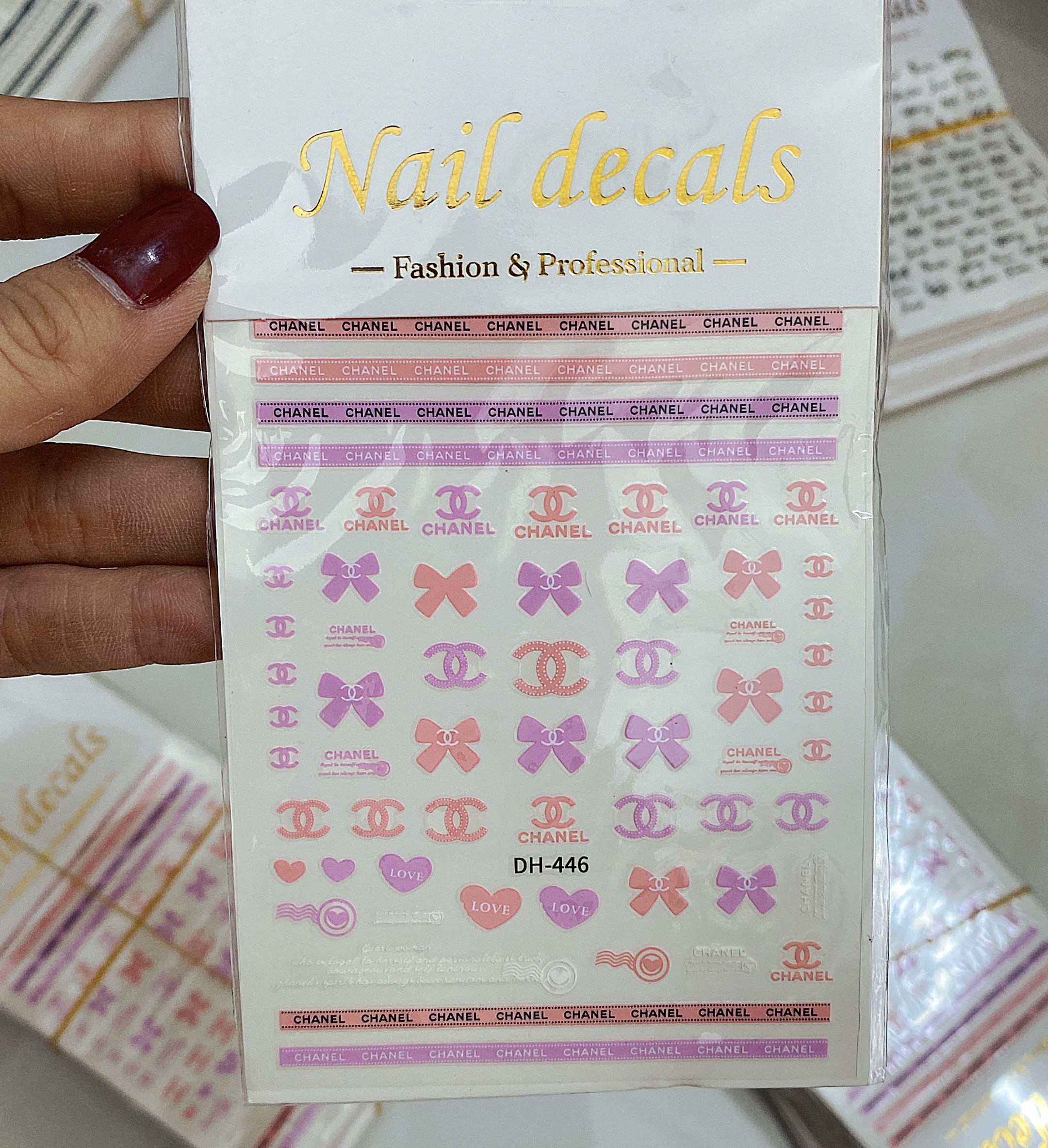 Sticker thương hiệu dán móng siêu Hot - Mini Nails