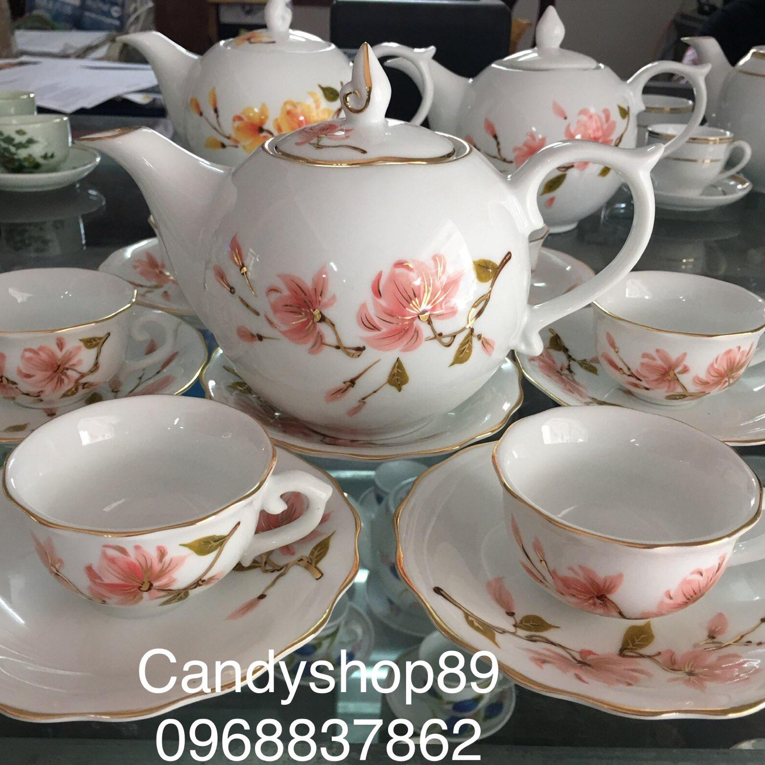 Bộ ấm chén hoa hồng kẻ chỉ vàng kim