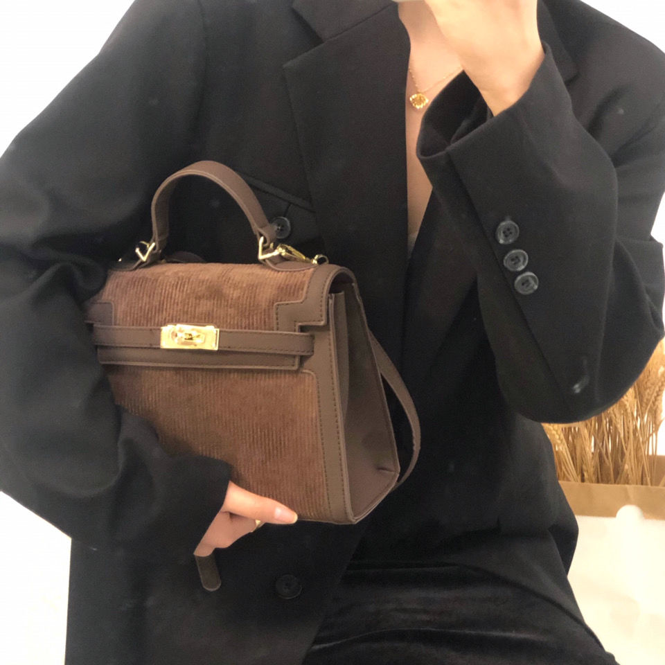 Túi Xách Đeo Chéo Thời Trang Dành Cho Nữ