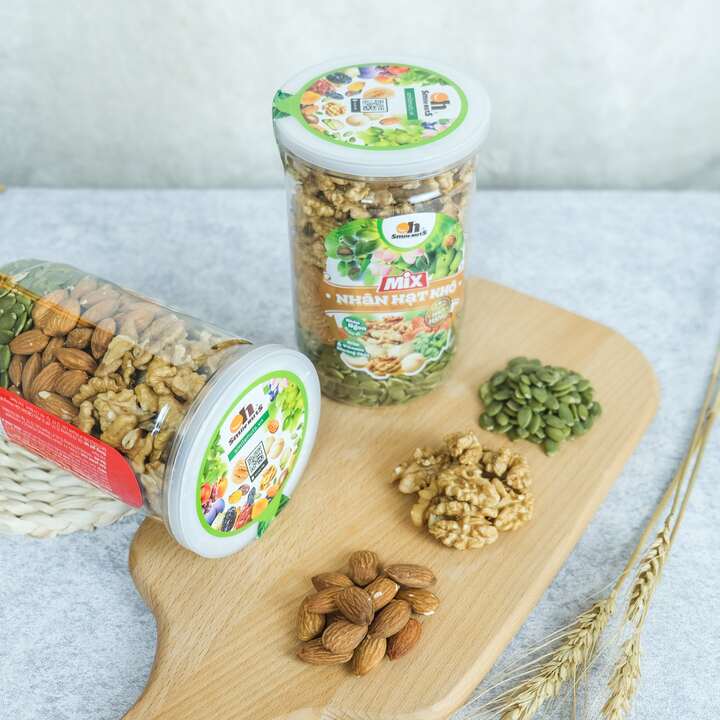 Mix Nhân Hạt Khô hộp 500g (Gồm Nhân Bí Xanh, Nhân Hạt Óc Chó, Hạnh Nhân tách vỏ nướng)