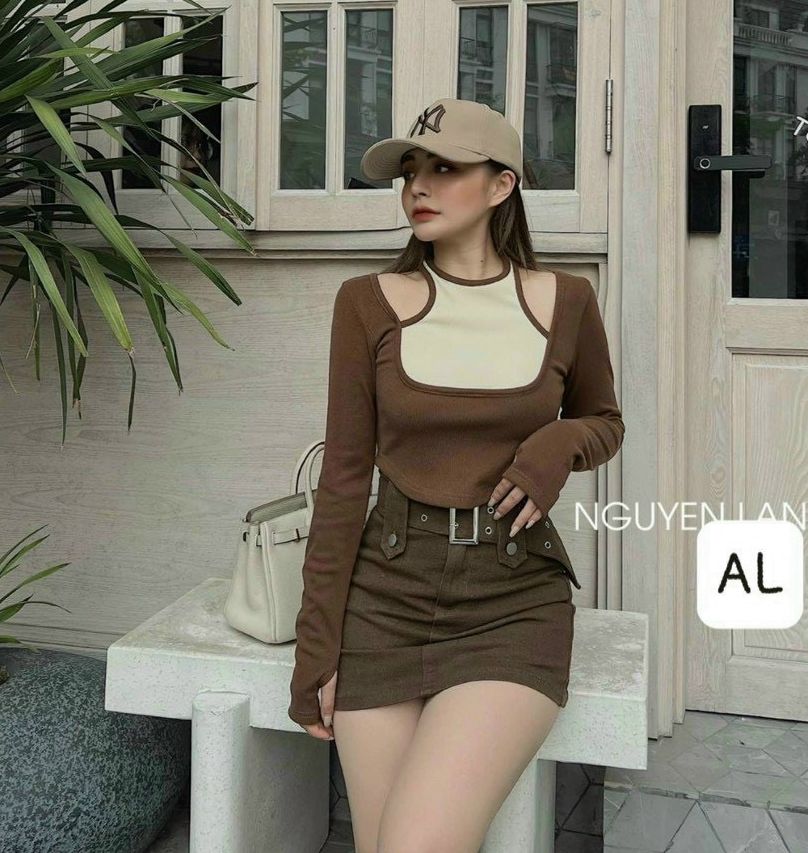 Áo len cổ yếm phối màu siêu đẹp.