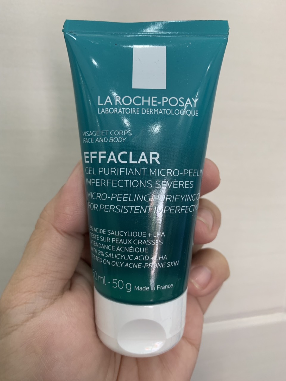[HCM]Gel rửa mặt và tắm giúp làm sạch bã nhờn  giảm mụn và thông thoáng La Roche-Posay Effaclar gel 50ml
