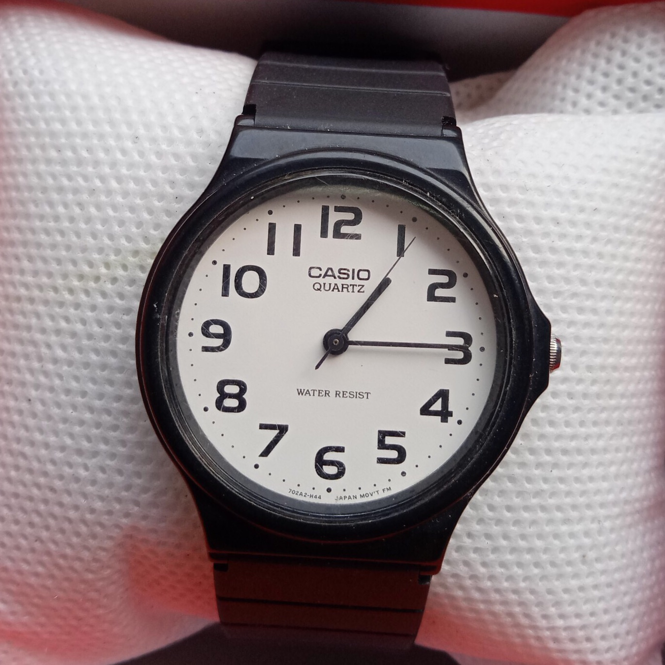 Đồng hồ casio (like new), size 36mm, hình thức đẹp 98%