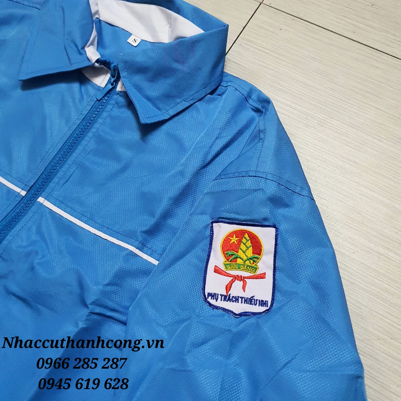 Áo khoác / gió Tổng Phụ Trách đội