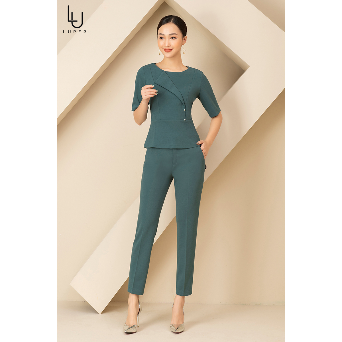 Sét bộ quần áo nữ cao cấp Luperi LFSB468