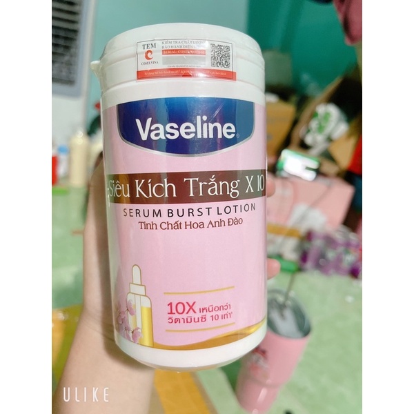 Body Siêu Kích Trắng Vaseline 250g