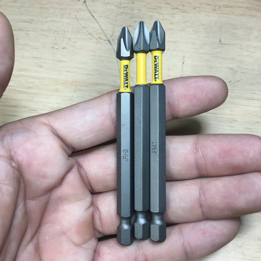 Một Mũi Vít DEWALT PH2 Dài 9cm