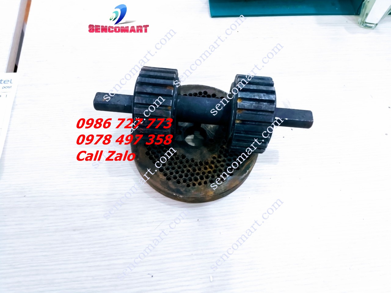 Bán quả lô kèm sàng ép cám viên trục đứng 150, dây curoa giá rẻ