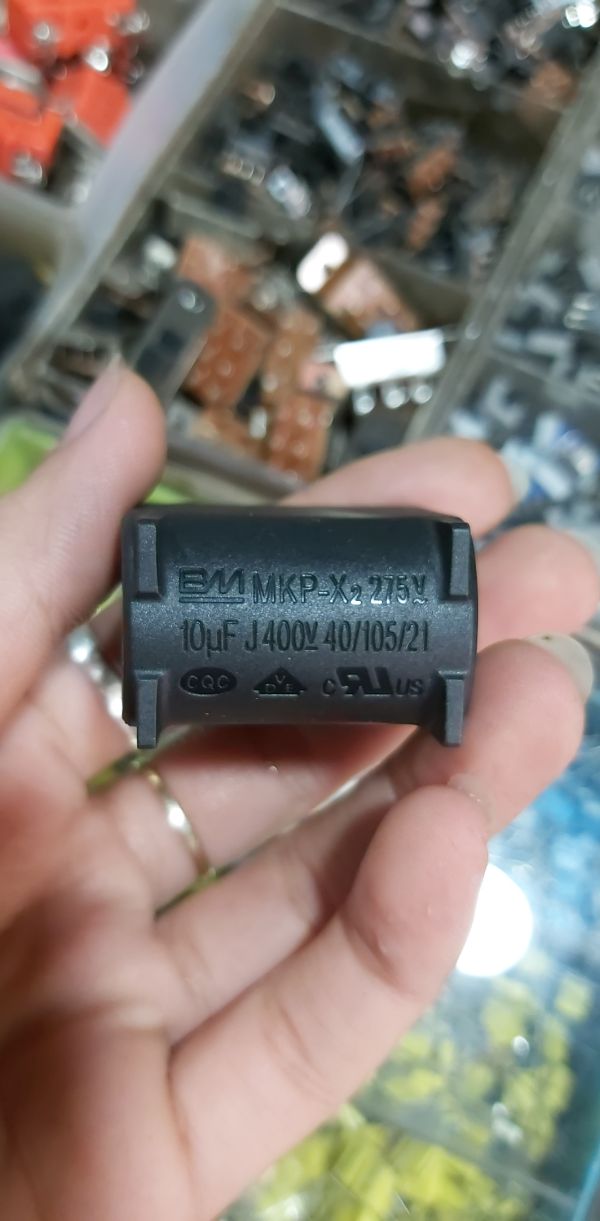 Tụ 10mf - 275v - giá 2con