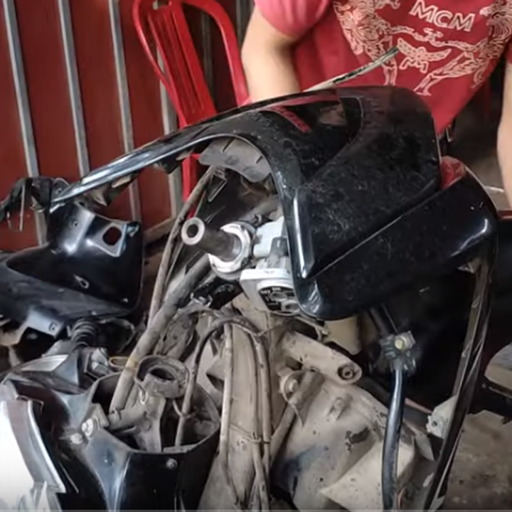Bộ bát phốt -chén cổ xe Vespa LX