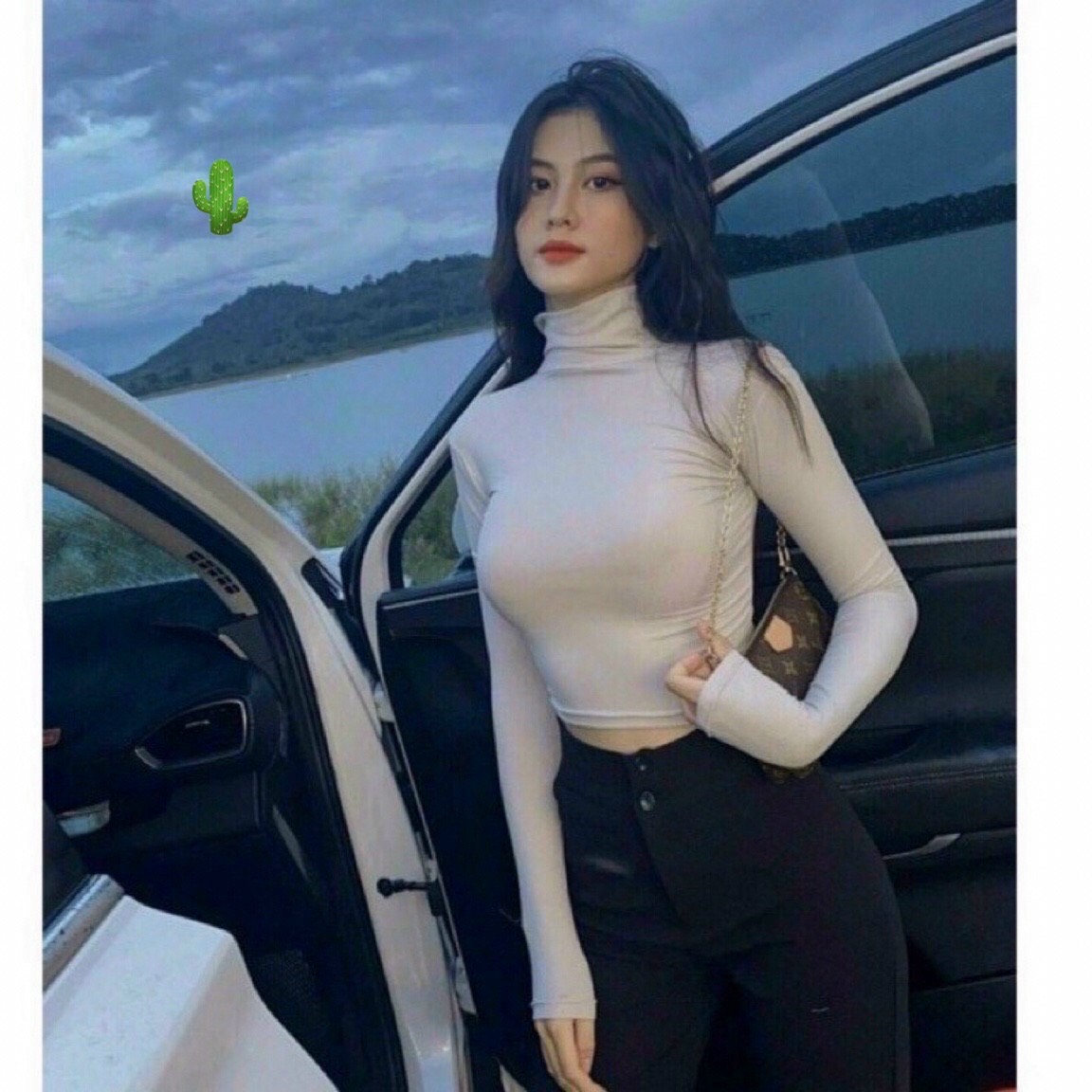 Áo Croptop Gân Cổ Lọ Tay Dài Phong Cách Thu- Đông TTPK0122