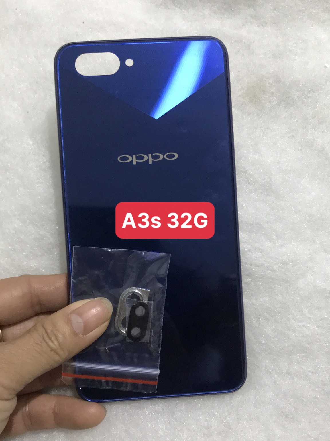 Nắp Lưng Oppo A3s 32G ( bản có lỗ trọc sim phía trên)