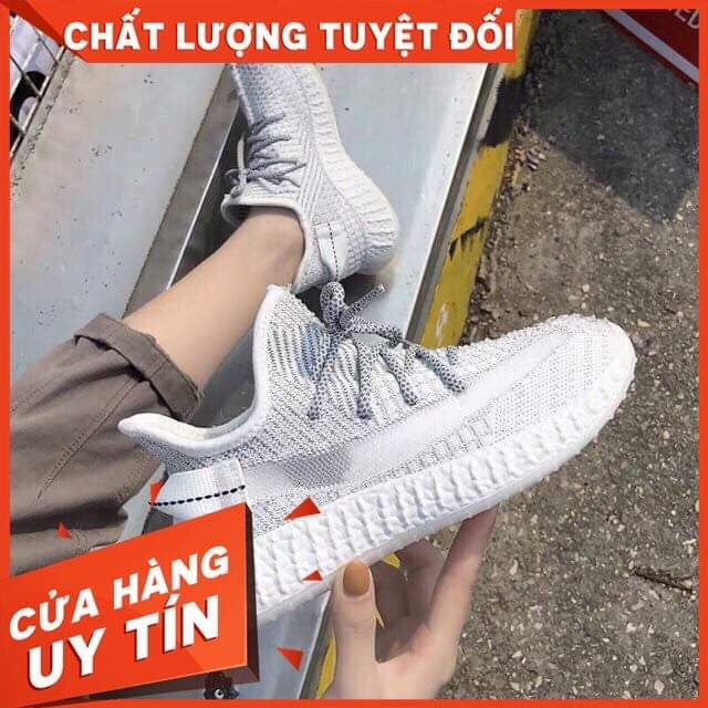 Giầy thể thao nữ dáng yzy dây kẻ