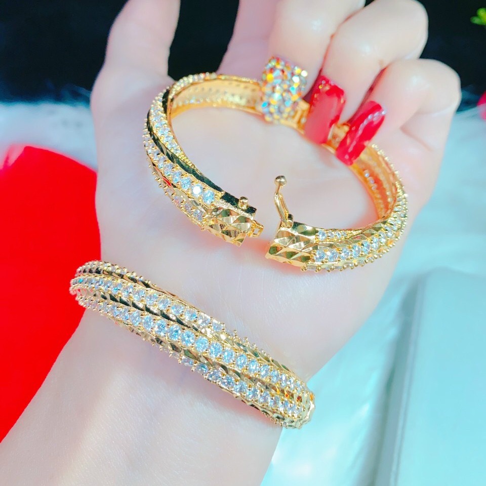 [HCM][HÀNG HOT] Vòng Tay Chạm Kim Cương Họa Tiết Xoắn - HV2603008 - Đeo Đi Tiệc - Bền màu đổi trả thoải mái - Không đen không dị ứng. Cam Kết Giống hình