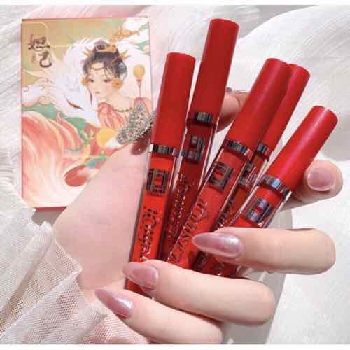 Son kem lì Set 5 son cô gái cổ trang váy đỏ