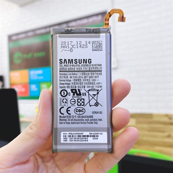 Pin samsung a8 2018 / a530