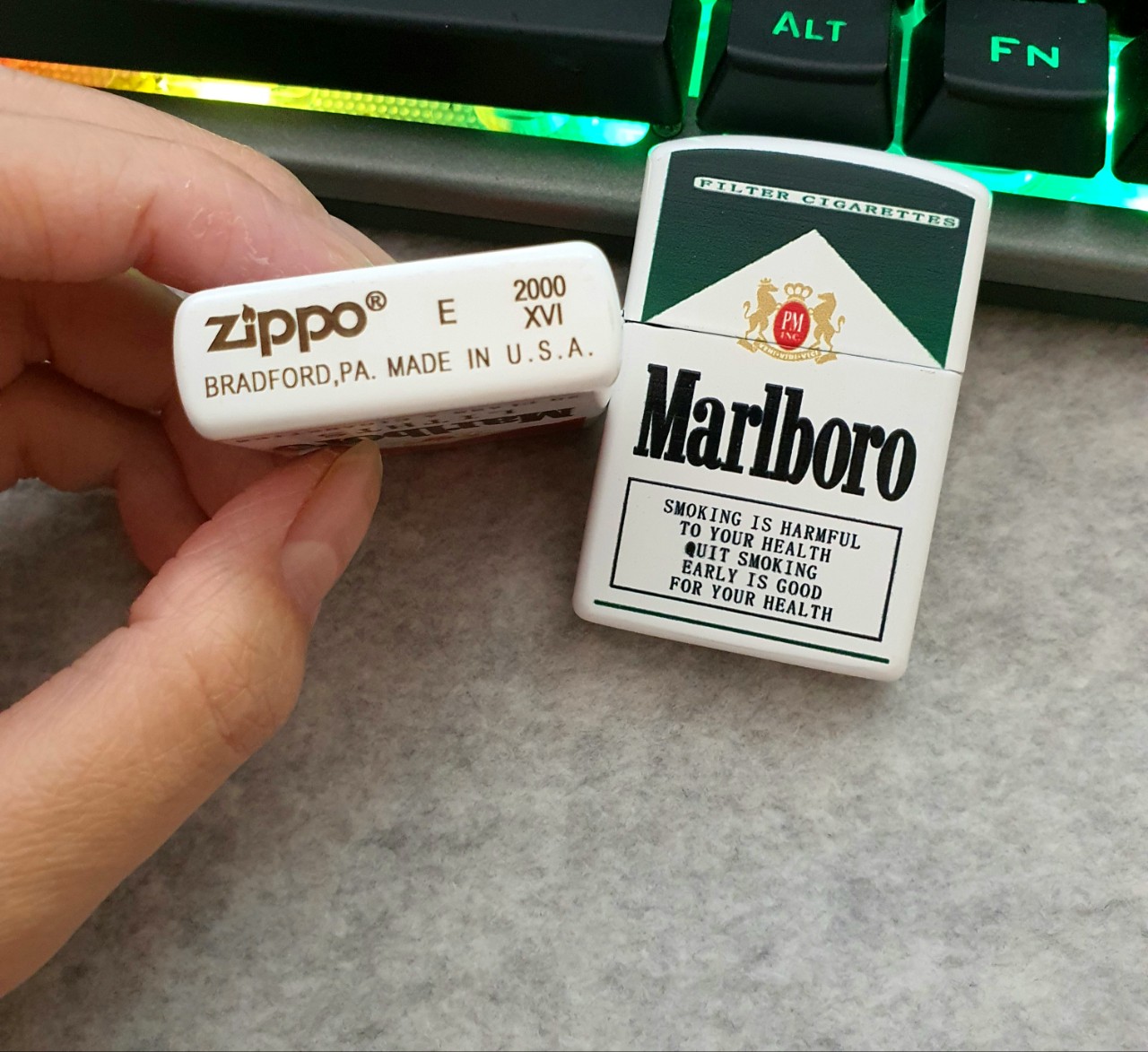 ( Bán Chạy ) Bật Lửa Zippo ͏Ma͏r͏l͏b͏o͏r͏o Đời La Mã ( Tặng Kèm Combo Đá Bấc Xịn)