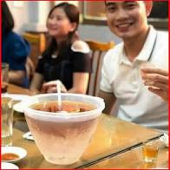 Bát ướp lạnh ruou kèm gáo múc