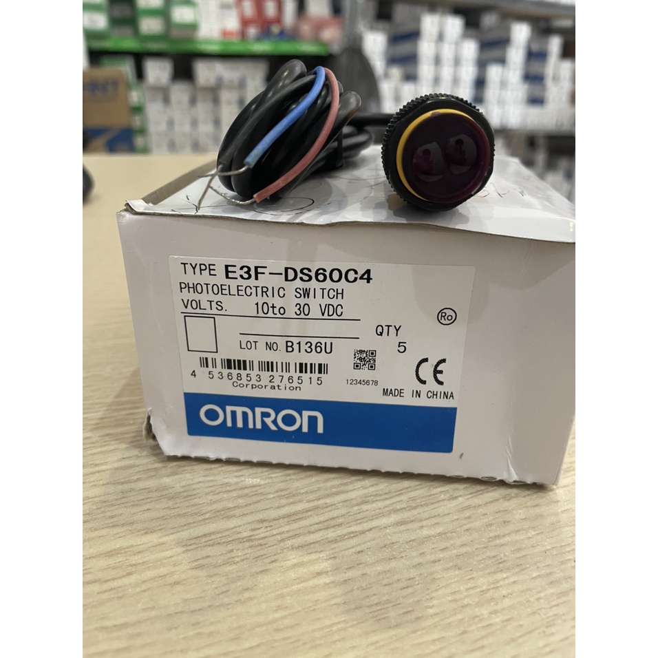 Cảm biến quang 3 dây NPN phi 18 E3F-DS30C4, E3F-DS60C4