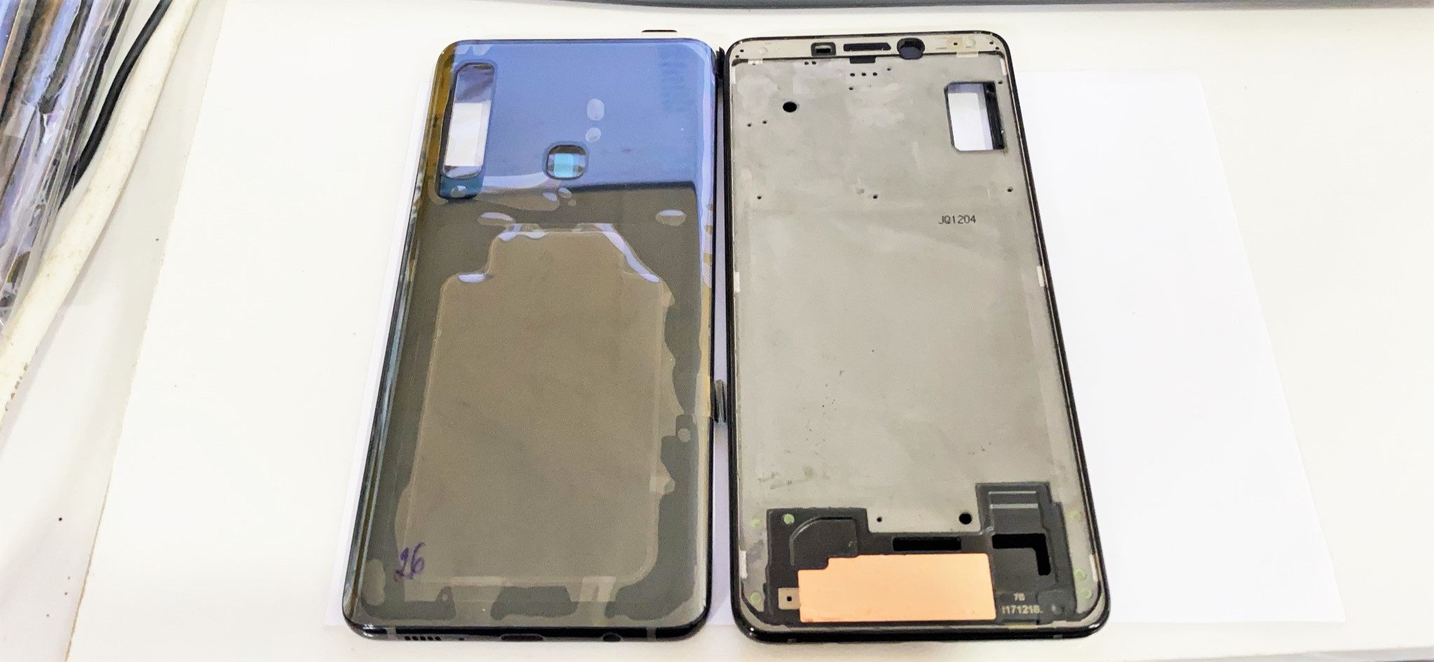 Bộ vỏ + sườn Samsung A920 zin hãng