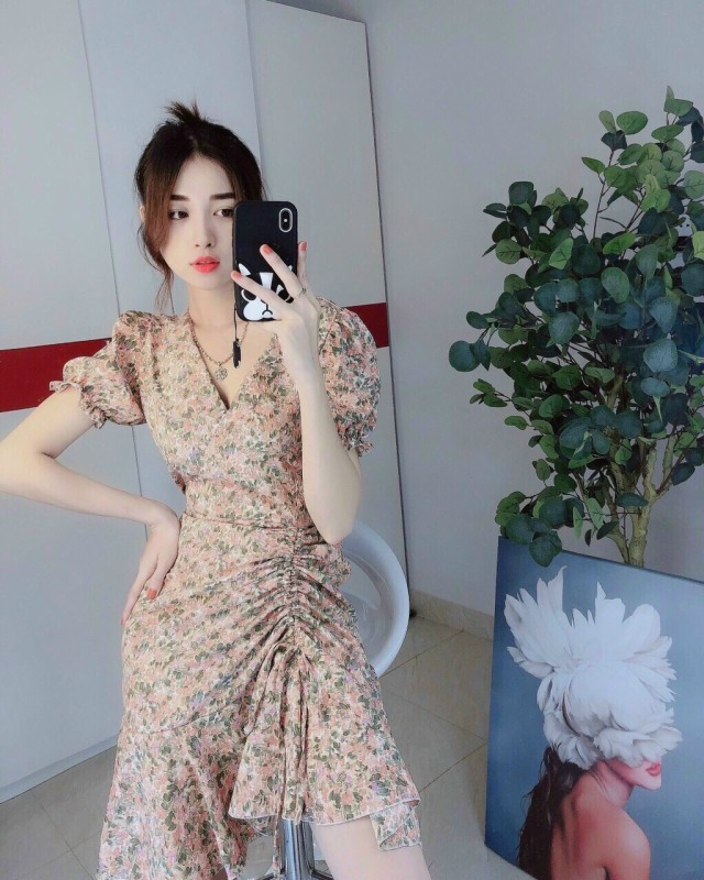 Nơi bán Đầm hoa tay ngắn rút eo cổ tim siêu đẹp - hình thật