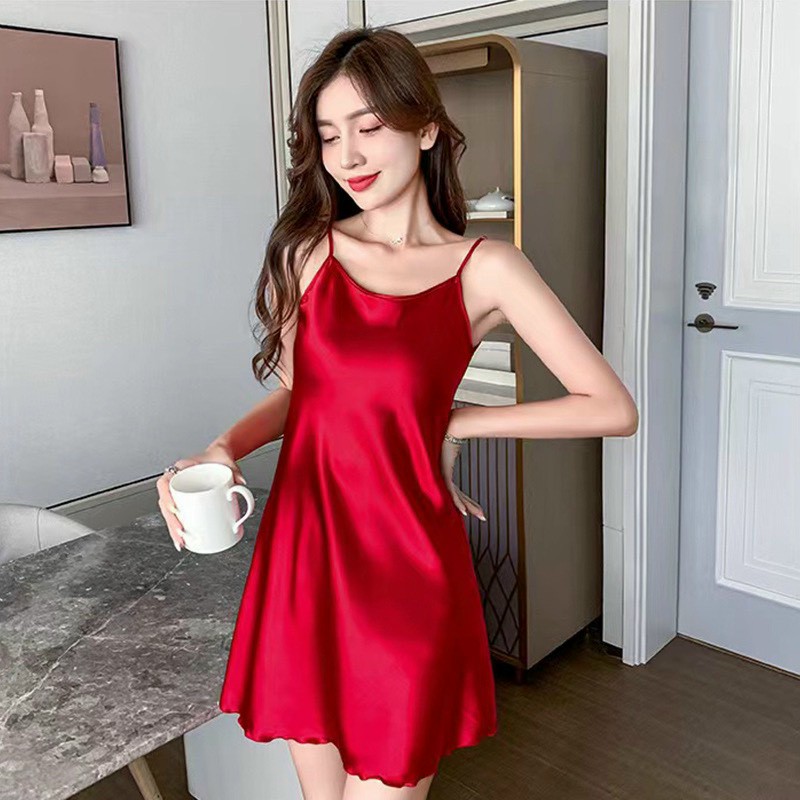 [ ĐỒ MẶC NHÀ ] Đồ Ngủ 2 Dây- Đầm Lụa Satin Mêm Nhẹ Thoáng Mát Kiểu Dáng Sexy - Trùm Túi A1 S0