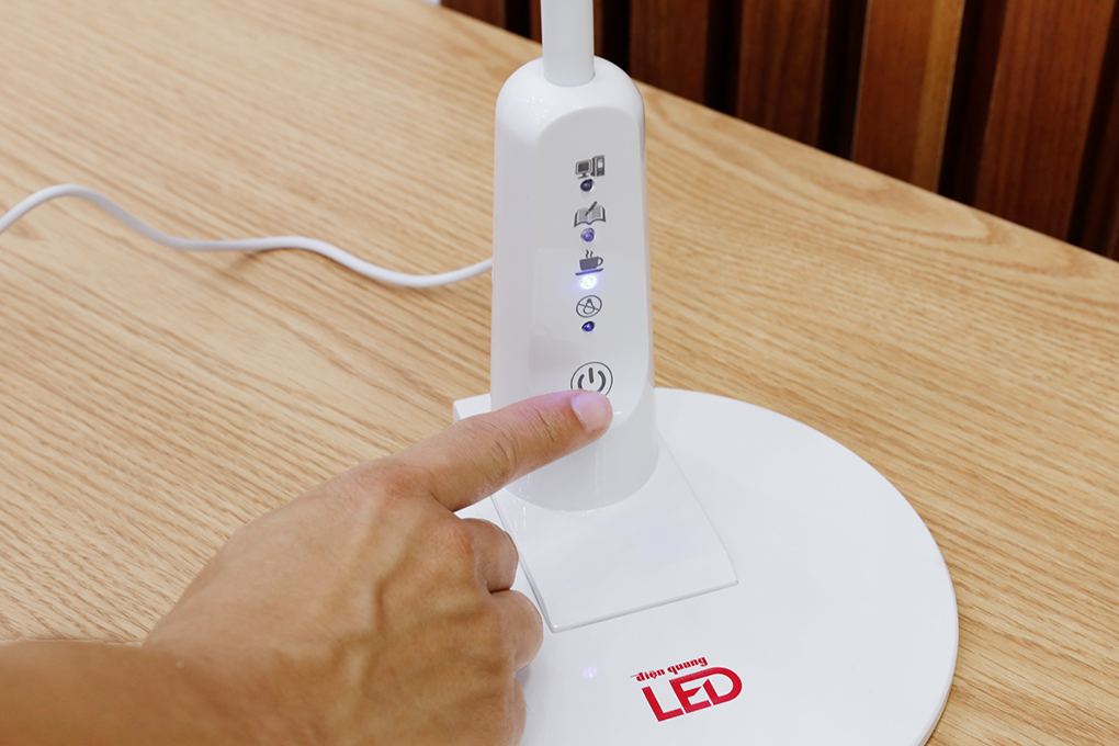 Đèn bàn học Điện Quang ĐQ LDL04 4W