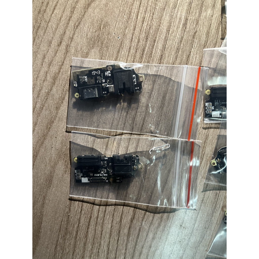 Bo sạc(bo mạch phụ,Sub)điện thoại Vsmart Active 1+/Joy4/LIVE4/JOY3/ACTIVE3/STAR/STAR4/ARIS/ARISPRO