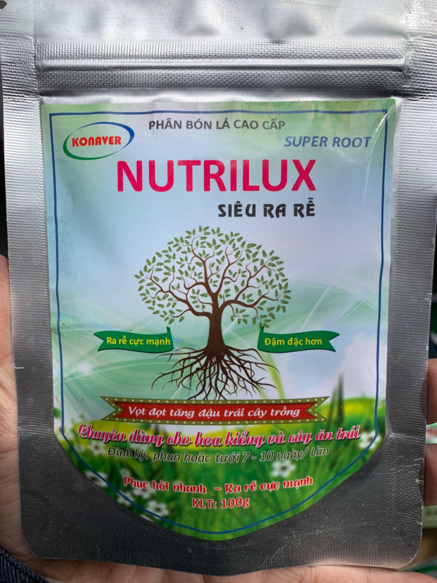 [HCM]Phân bón lá cao cấp NUTRILUX Siêu ra rễ gói 100g