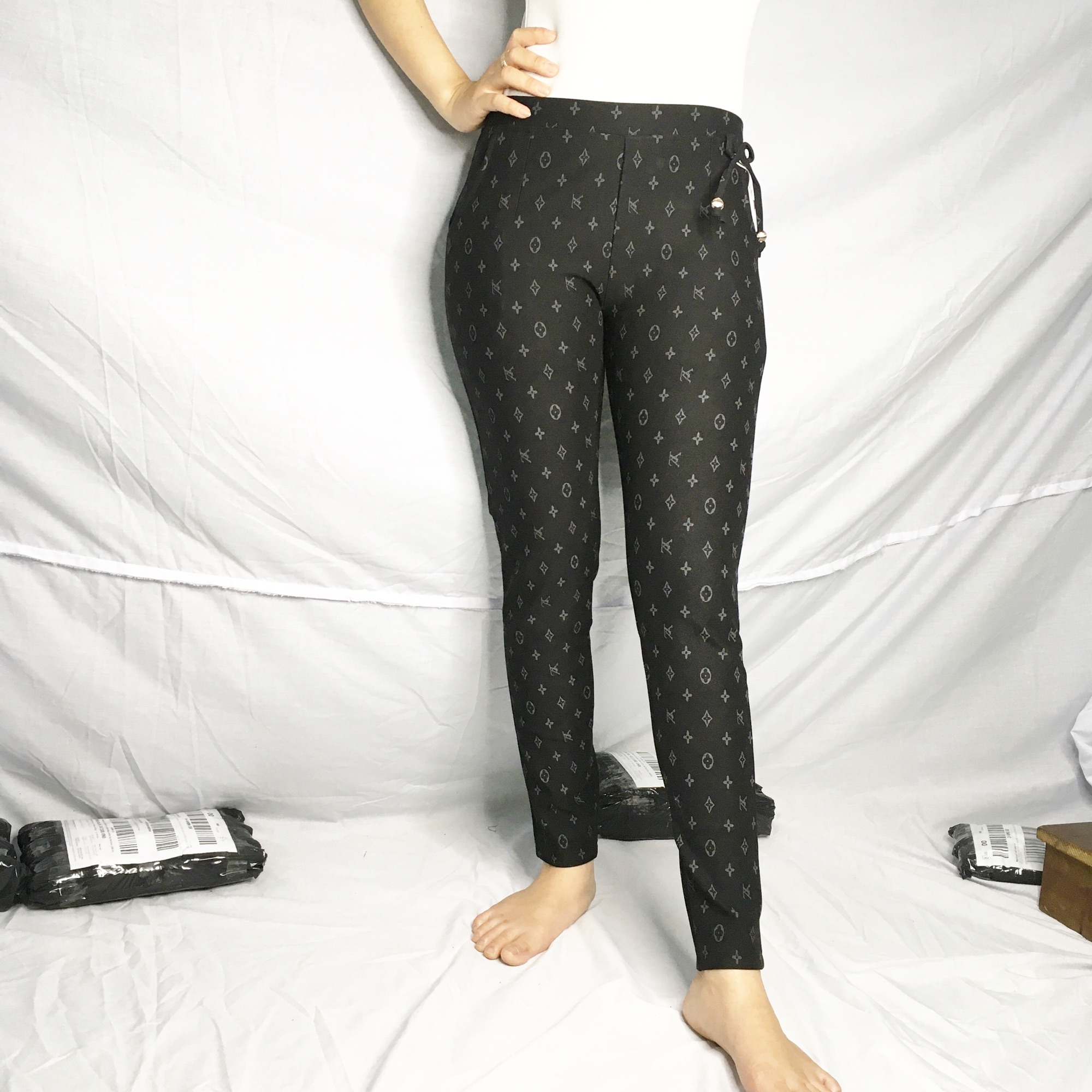 [HCM]Quần lưng thun karo hàn quốc (size 40-65kg)