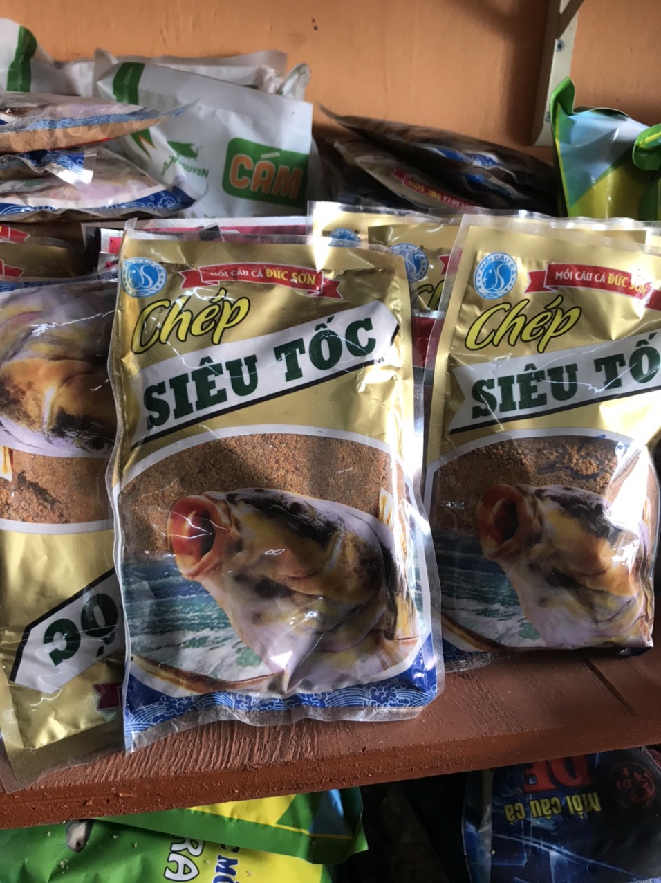 Mồi câu cá chép siêu tốc - Cám câu cá chép siêu tốc