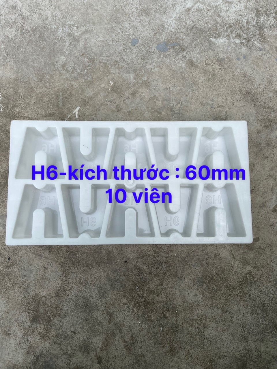 Khuôn Đúc Con Kê Sàn Bê Tông