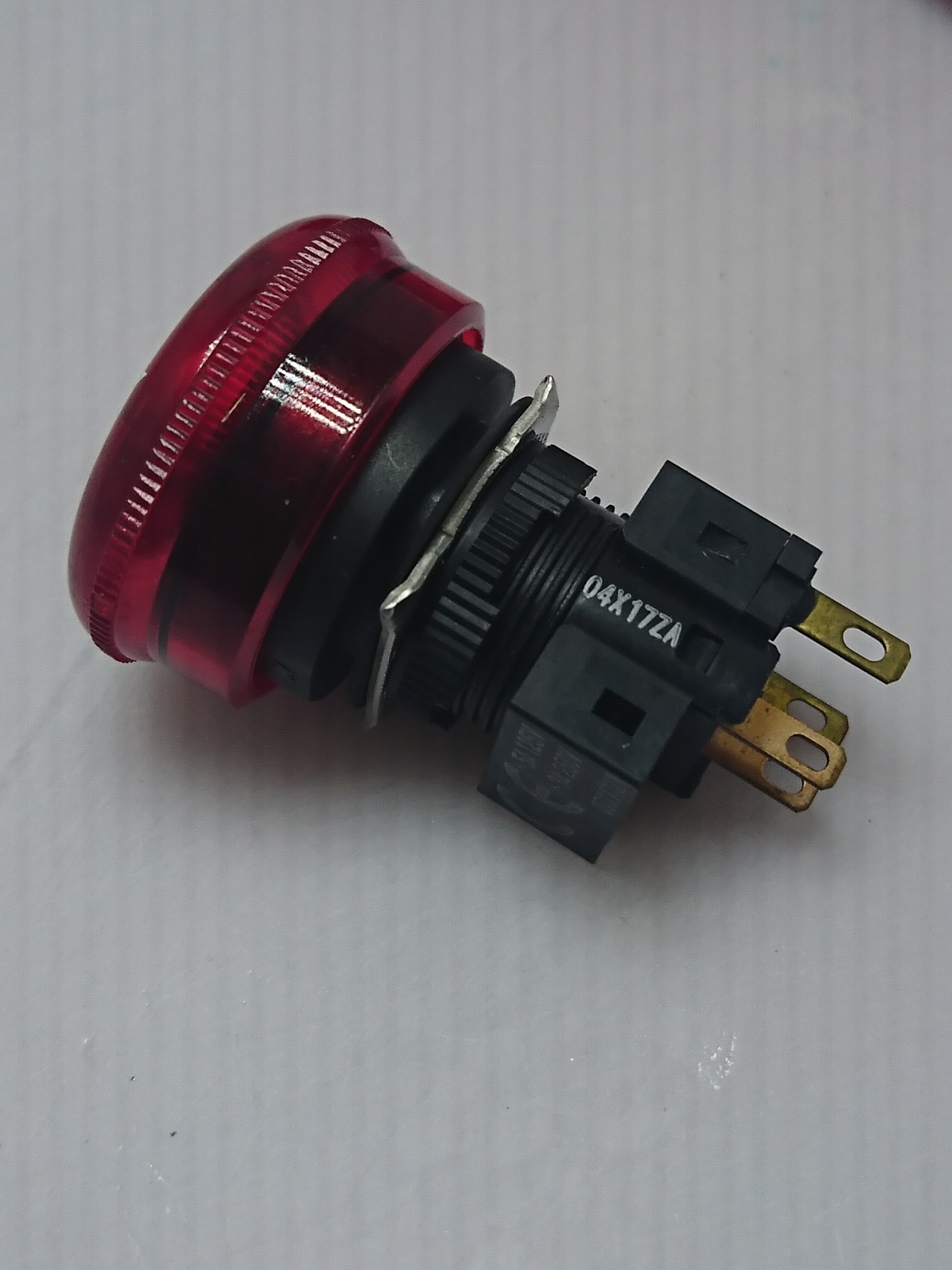 Nút nhấn dừng khẩn EMG phi 16mm có đèn 24v DC OMRON (A165E-01L)