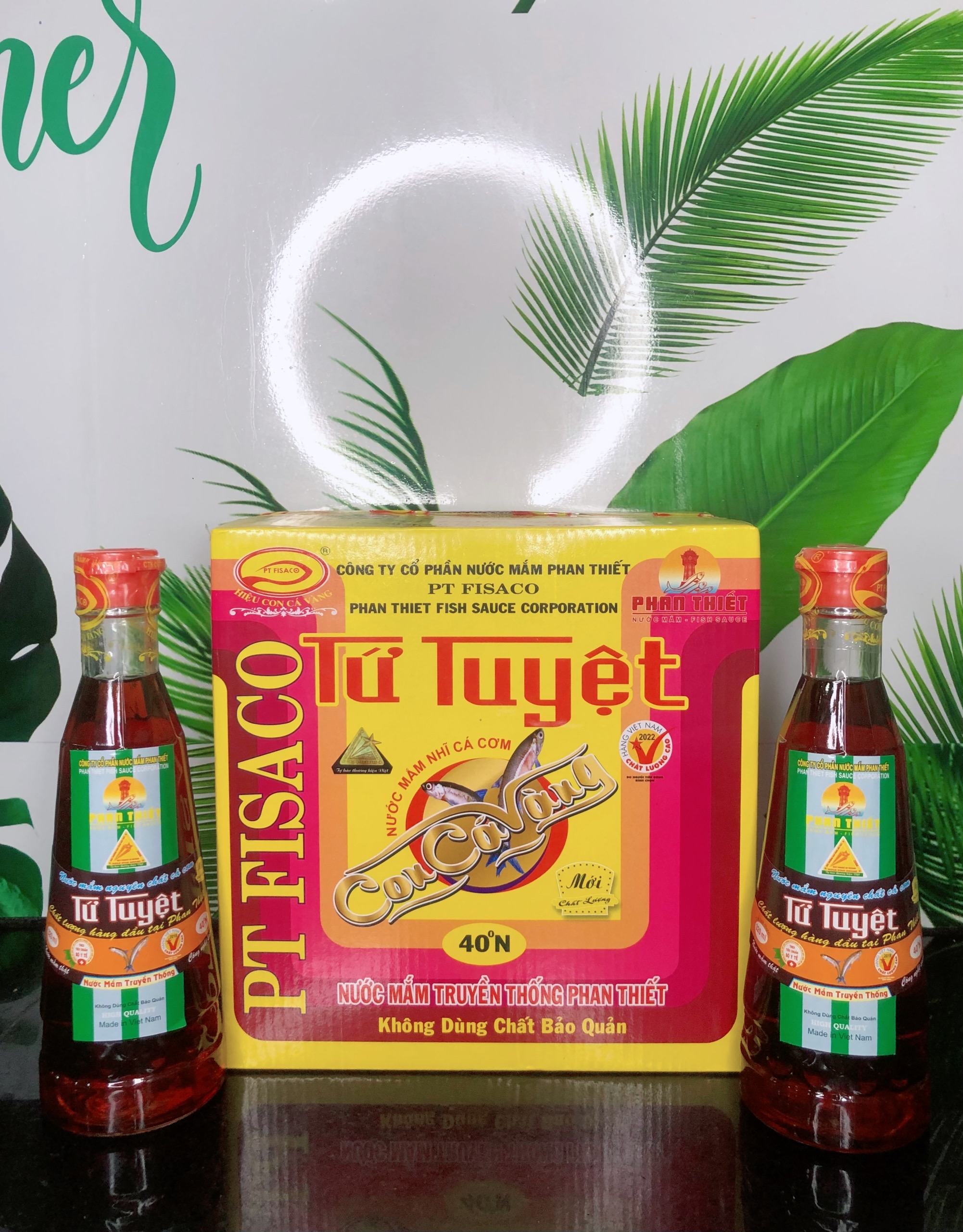 Nước mắm nhĩ cá cơm Tứ Tuyệt _ 2 Chai _ 320ml/chai