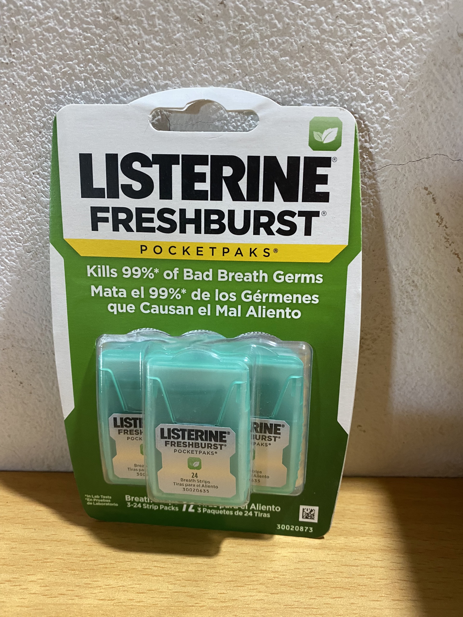 Miếng ngậm thơm miệng Listerine Cool Mint - Mỹ