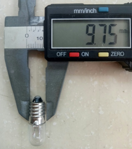 BÓNG ĐÈN SỢI ĐỐT ĐUÔI XOÁY E10 6.3V 0.15A T10x28