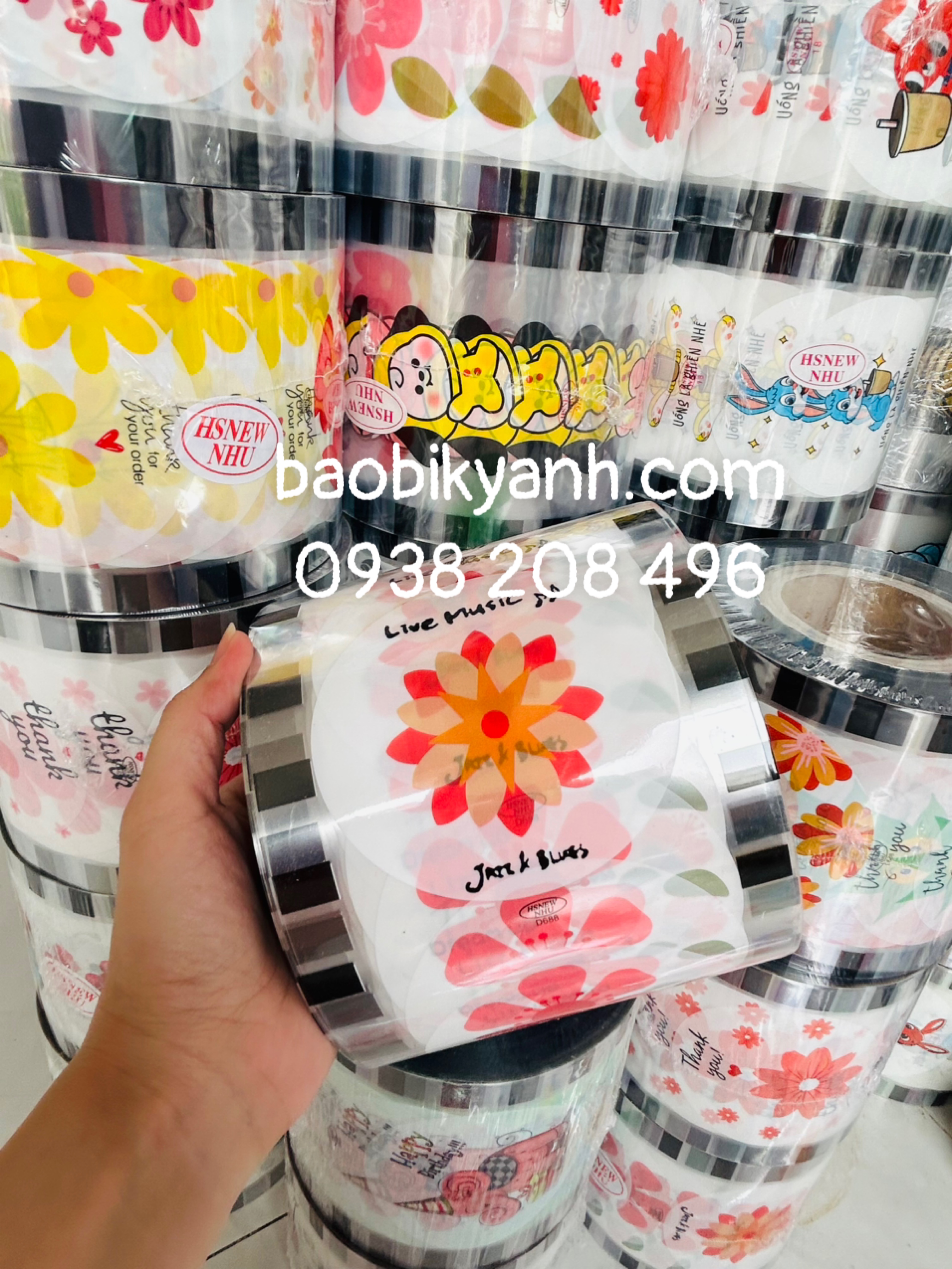 Cuộn màng ép ly nhựa 2400 ly (688)