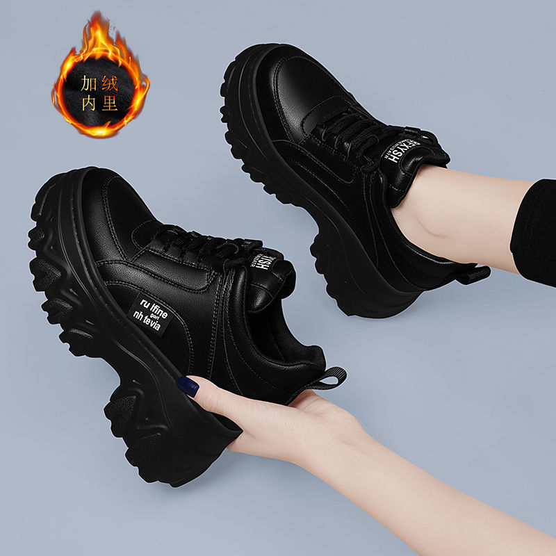 Giày nữ độn cao bên trong đế dày 10cm nhỏ 2023 giày chunky sneaker màu đen thể thao giản dị mùa xuân thu mẫu mới818