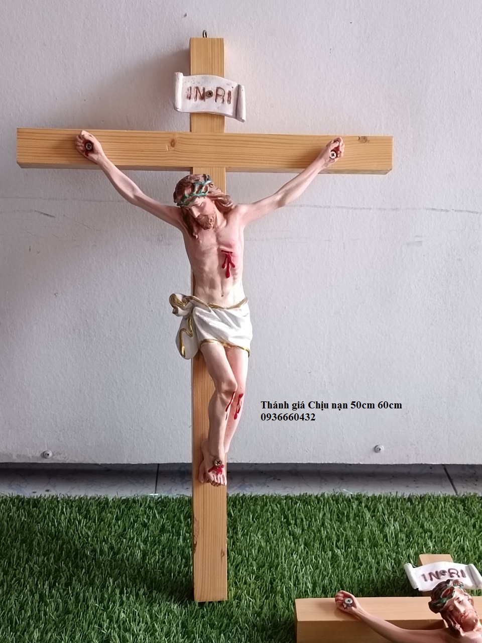 Tượng Công Giáo Thánh Giá Chúa chịu nạn 70cm 60cm 50cm màu da, thánh giá gỗ thông - tượng công giáo composite