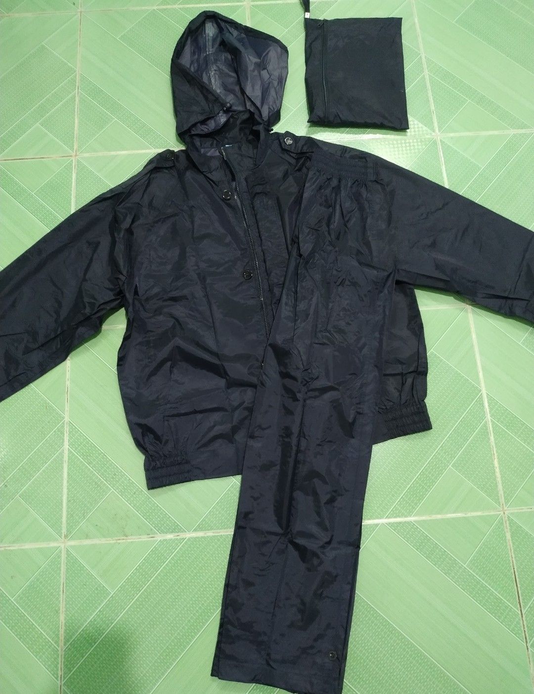 Bộ quần áo mưa xanh đen