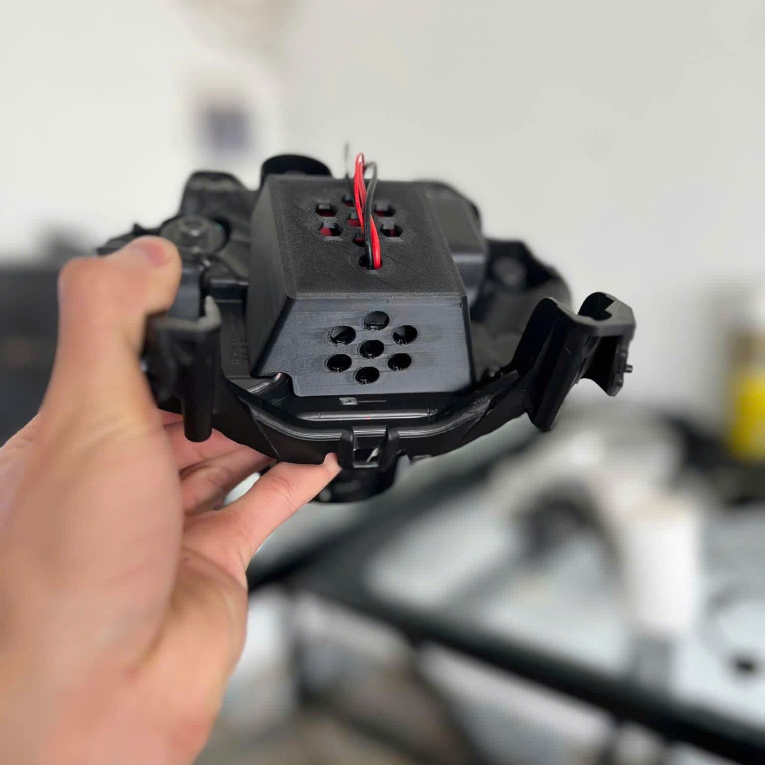 Chụp, Hộp Nhựa in 3D giải nhiệt nhanh dùng làm bi cầu cho EX155 đầu cos ( chỉ chụp nhựa)