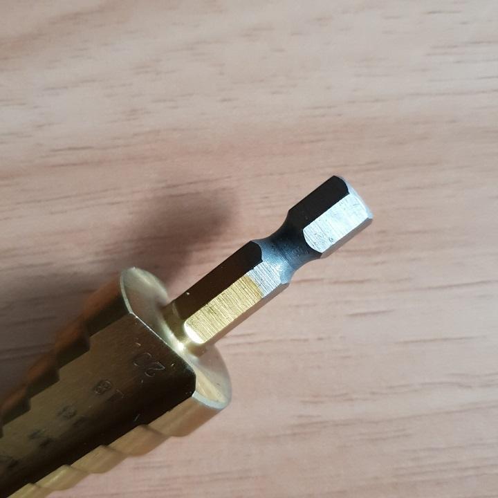 Mũi khoan tháp 4 -32 mm chuôi lục giác