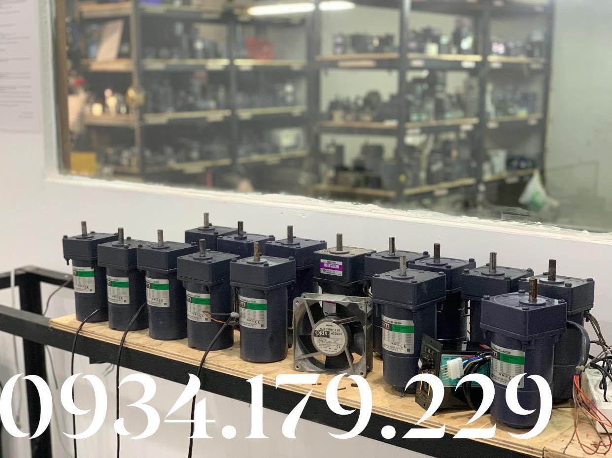 MÔ TƠ GIẢM TỐC CÓ PHANH - 220vol